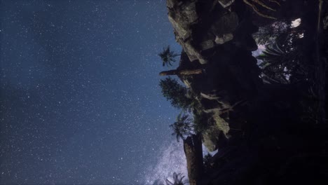 Rastros-De-Estrellas-De-Astrofotografía-Sobre-El-Cañón